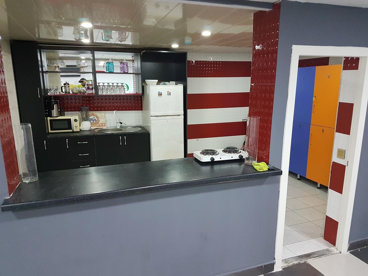 Myhostel Bakoe Buitenkant foto
